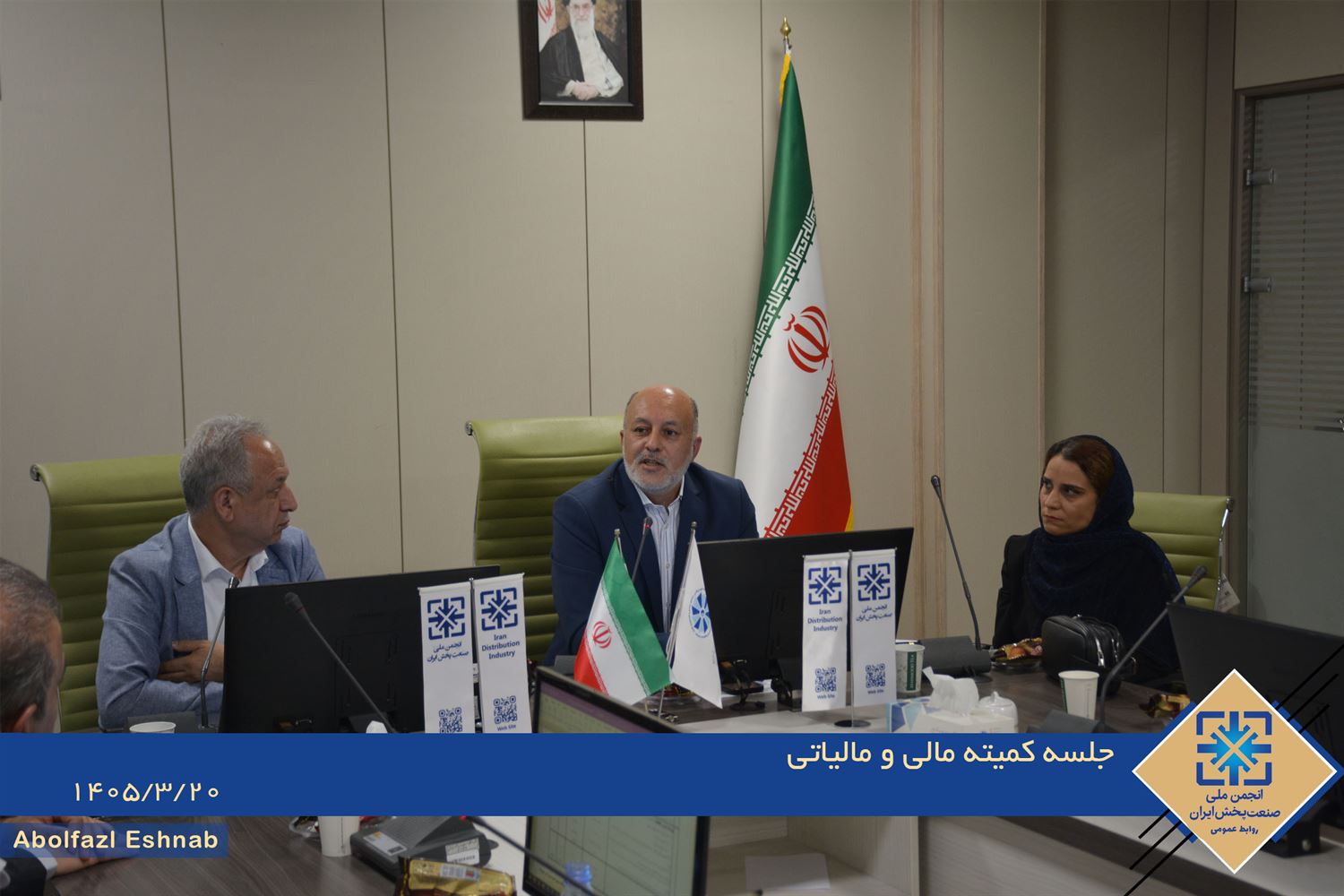 گزارش تصویری جلسه کمیته مالی و مالیاتی 